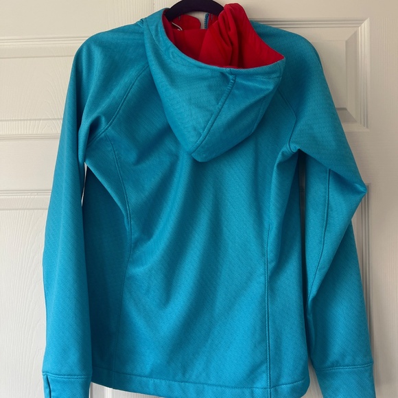 Patagonia Turquoise and Red Jacket - Picture 2 of 3